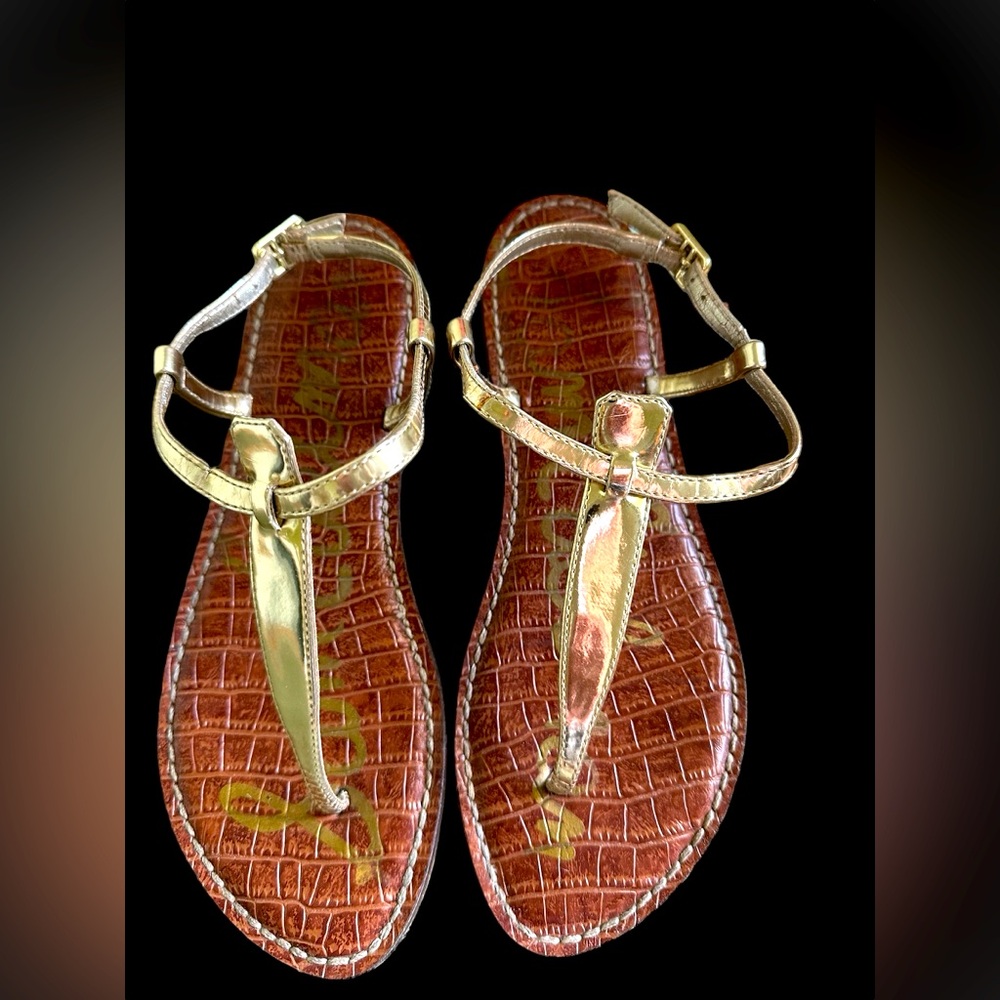 UEC- Women’s Sam Edelman Thong Sandals in Size 6 1/2.